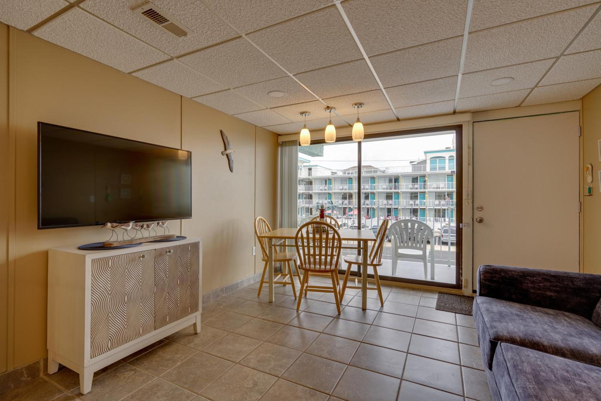 Cozy Oceanfront Condo With Pool And Beach Access! Wildwood Crest Exterior photo